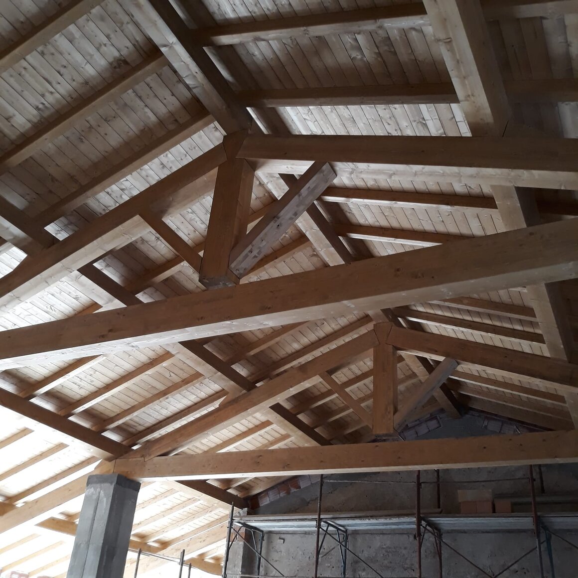 Interno tetto ristrutturazione barchessa