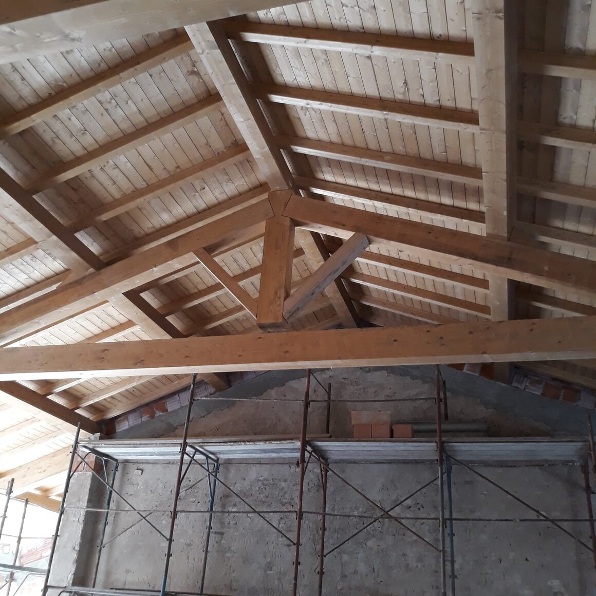 Interno tetto ristrutturazione barchessa